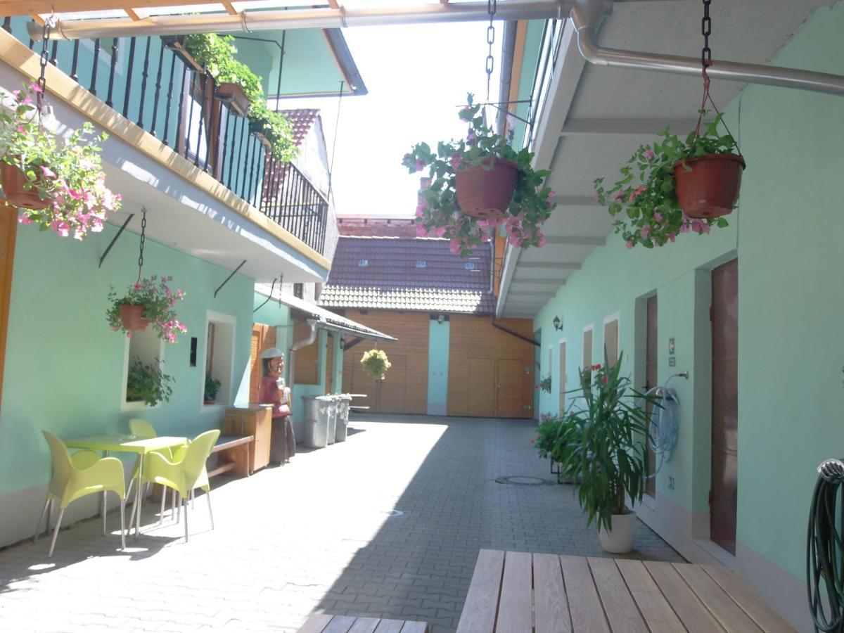 Apartman Netolice 207 Deluxe Zewnętrze zdjęcie